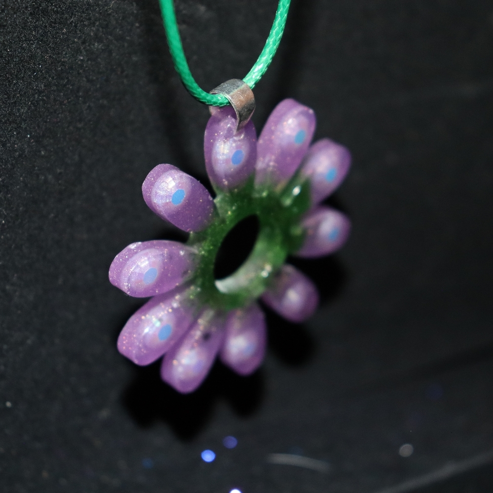 Original Handmade flower necklace 1of 1 - Picture 4 of 4